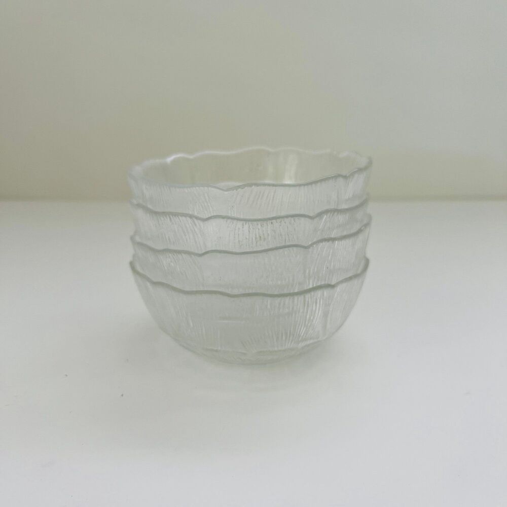 ARCOROC Fleur Clear Pressed Glass Raised Floral Petal Small Fruit Bowl, Set of 4 - Picture 3 of 7